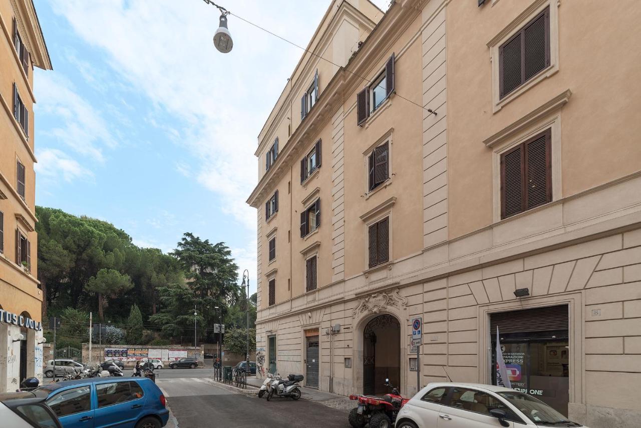 Roman Experience Testaccio Flat Εξωτερικό φωτογραφία